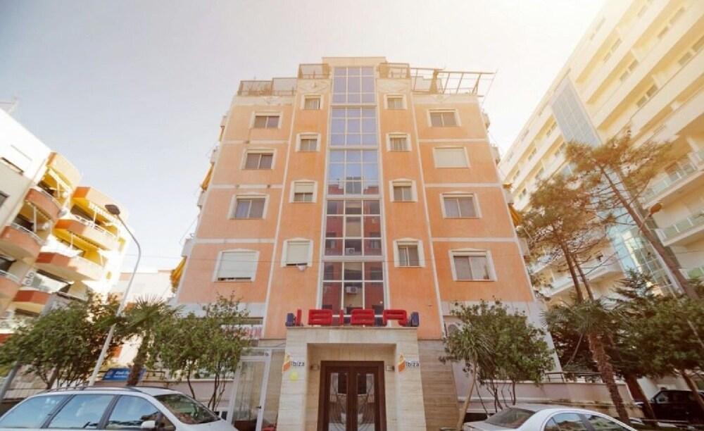 Hotel Ibiza Golem (Tirana) Exterior foto